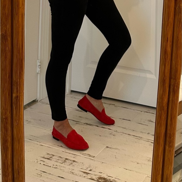 Red for the Season!!! Great gift! Brand new Italian Suede Shoes Andrea Carrano - Picture 5 of 5